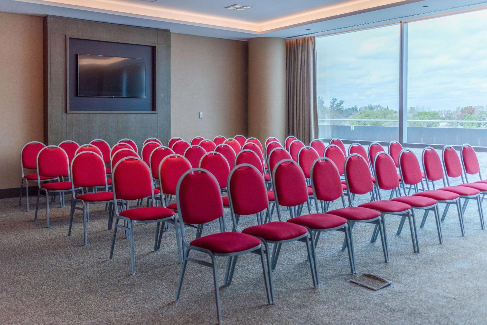 מלון Hilton Pilar מראה חיצוני תמונה