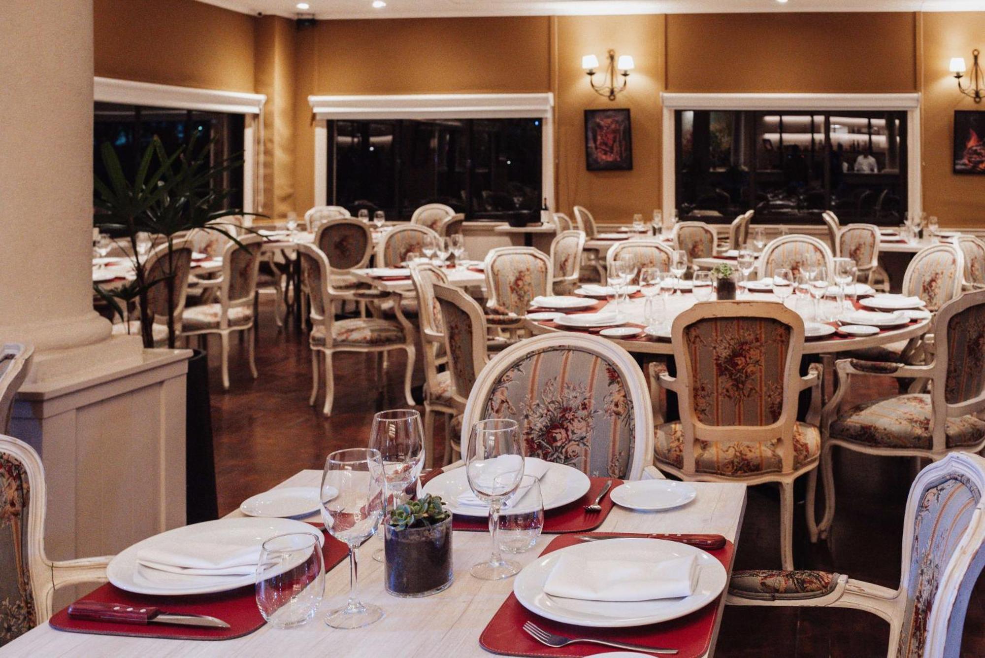 מלון Hilton Pilar מראה חיצוני תמונה