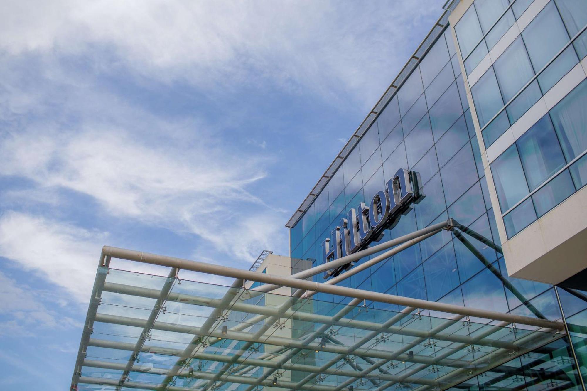 מלון Hilton Pilar מראה חיצוני תמונה